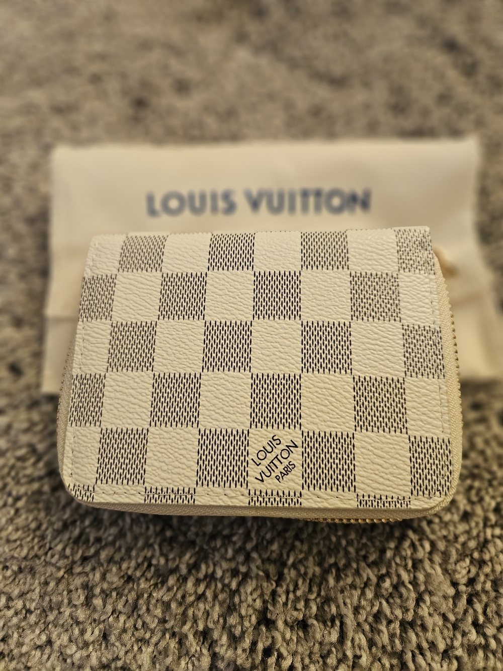 LV Damier Azur Checker Zip Card Holder in White and Light Gray NWT